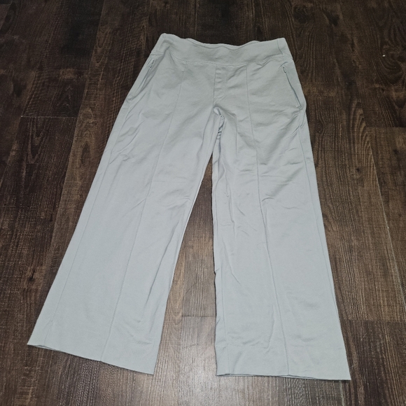 Athleta Eastbound Wide Pant - Picture 2 of 5